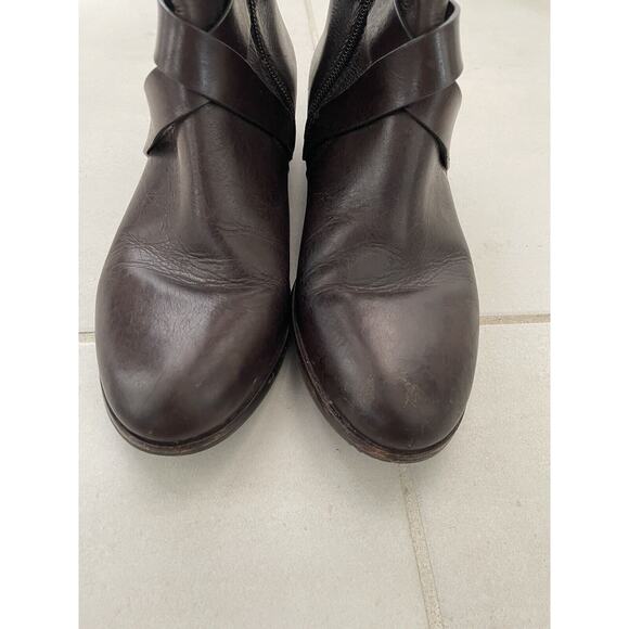 Louise et Cie Lienz Boots Knee High Leather Side Zip FLAWS - Picture 10 of 15